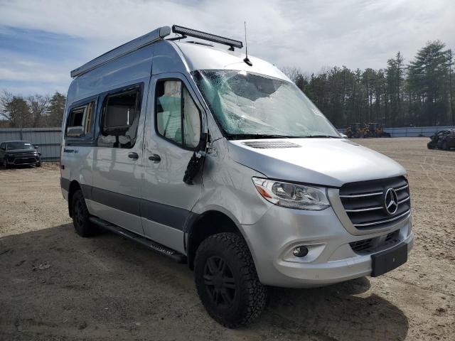  Salvage Mercedes-Benz Sprinter