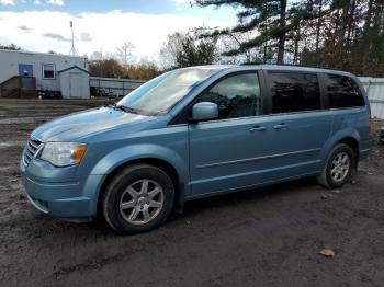  Salvage Chrysler Minivan