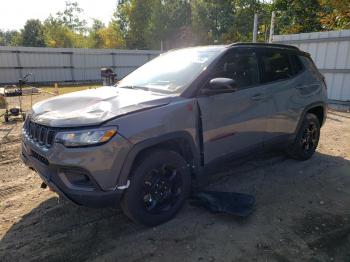  Salvage Jeep Compass