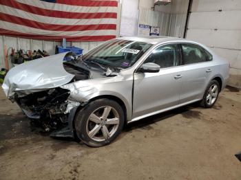  Salvage Volkswagen Passat