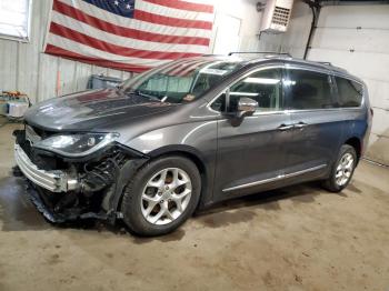  Salvage Chrysler Pacifica