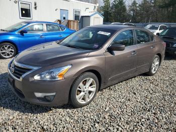  Salvage Nissan Altima