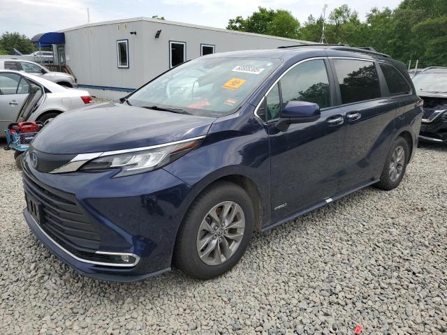  Salvage Toyota Sienna