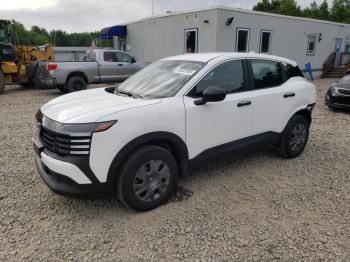  Salvage Nissan Kicks
