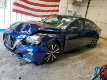  Salvage Nissan Altima