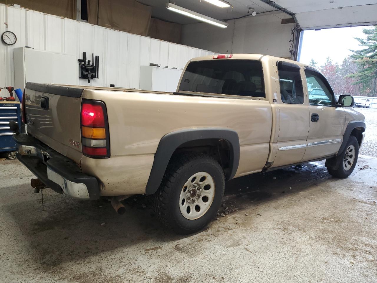 GMC Sierra K1500 Classic Image 5