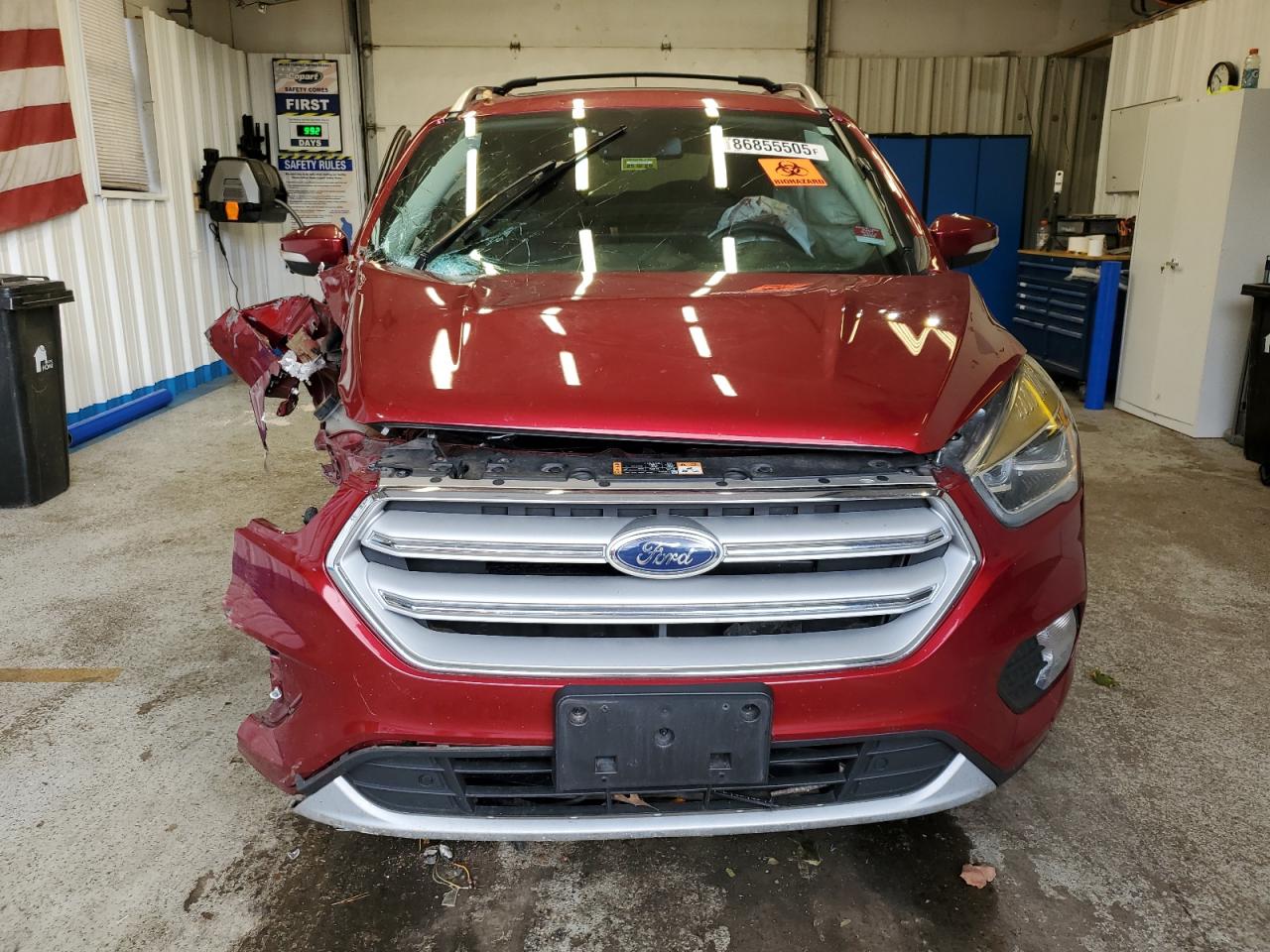 Ford Escape Titanium Image 11