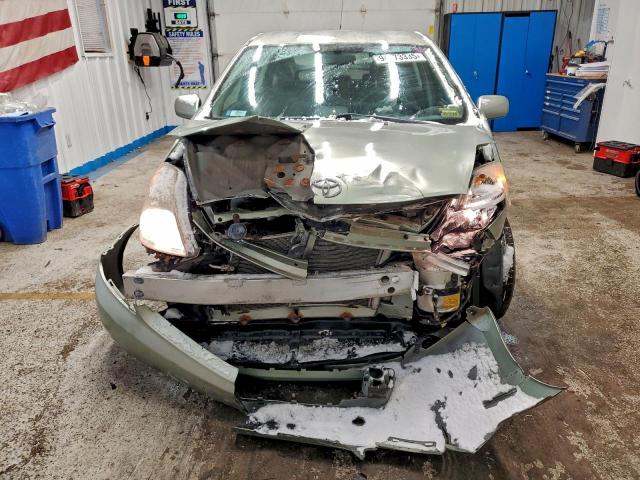 Toyota Prius Image 8