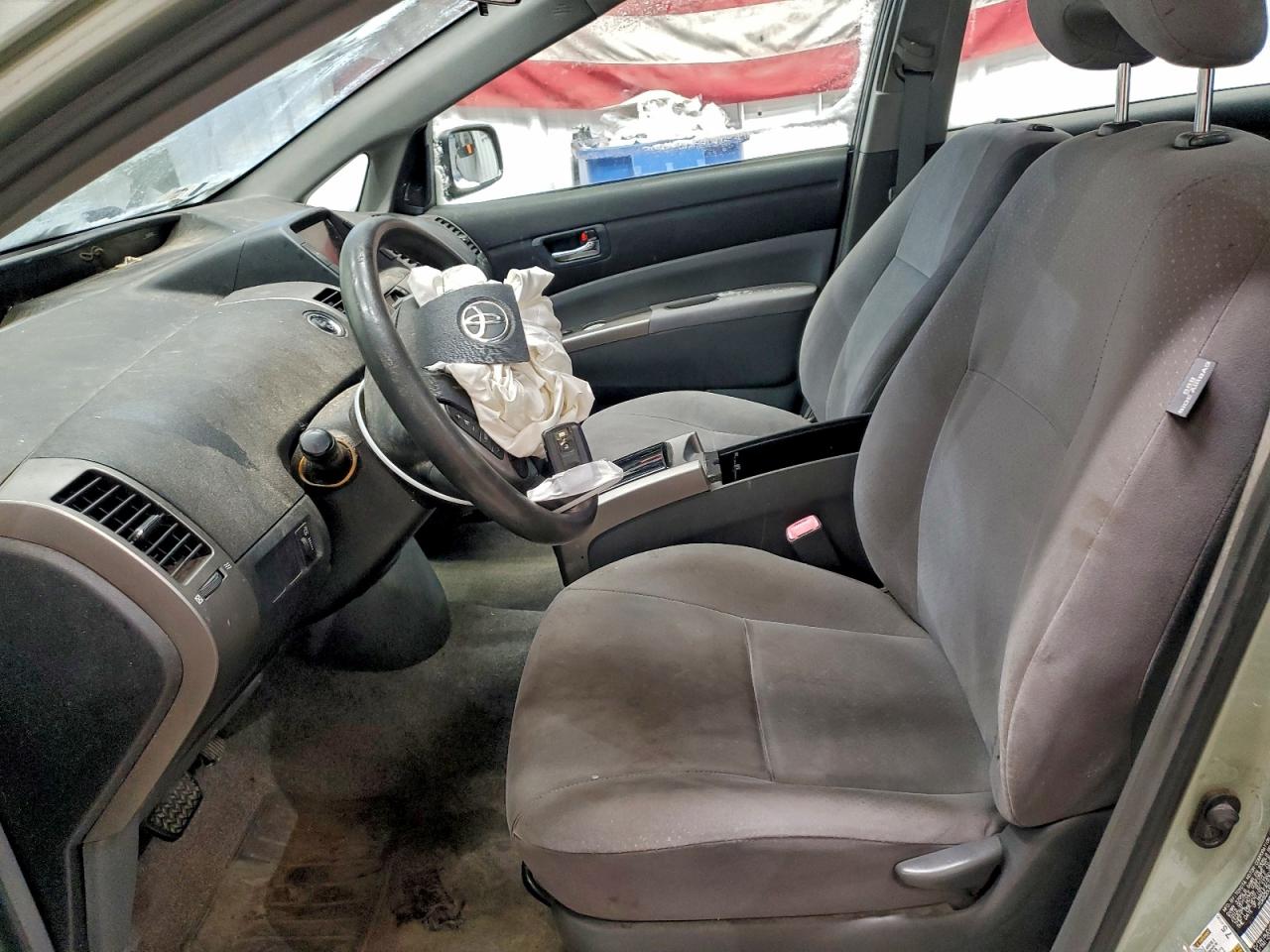 Toyota Prius Image 6