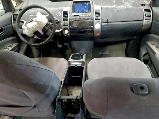 Toyota Prius Image 12