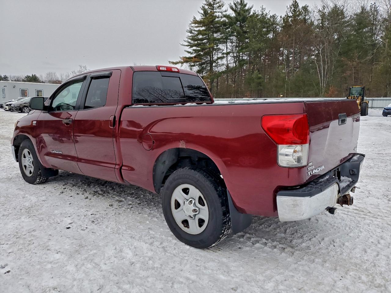 Toyota Tundra Double Cab Image 2