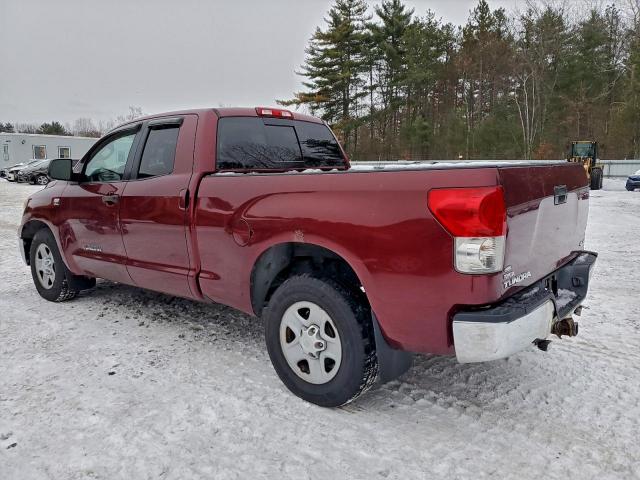 Toyota Tundra Double Cab Image 2