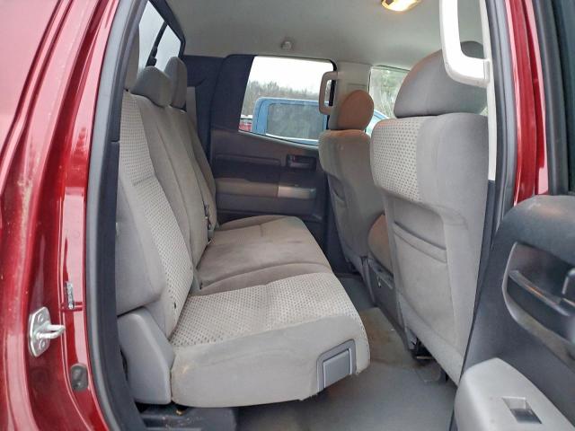 Toyota Tundra Double Cab Image 6
