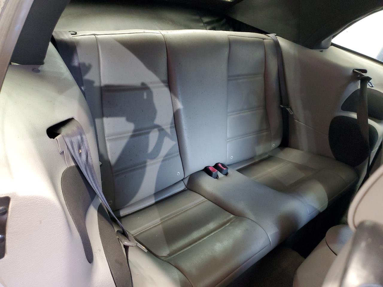 Ford Mustang Image 12