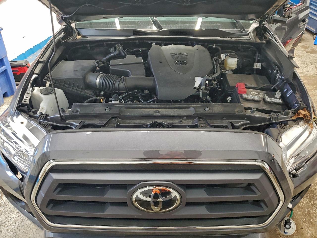 Toyota Tacoma Access Cab Image 6