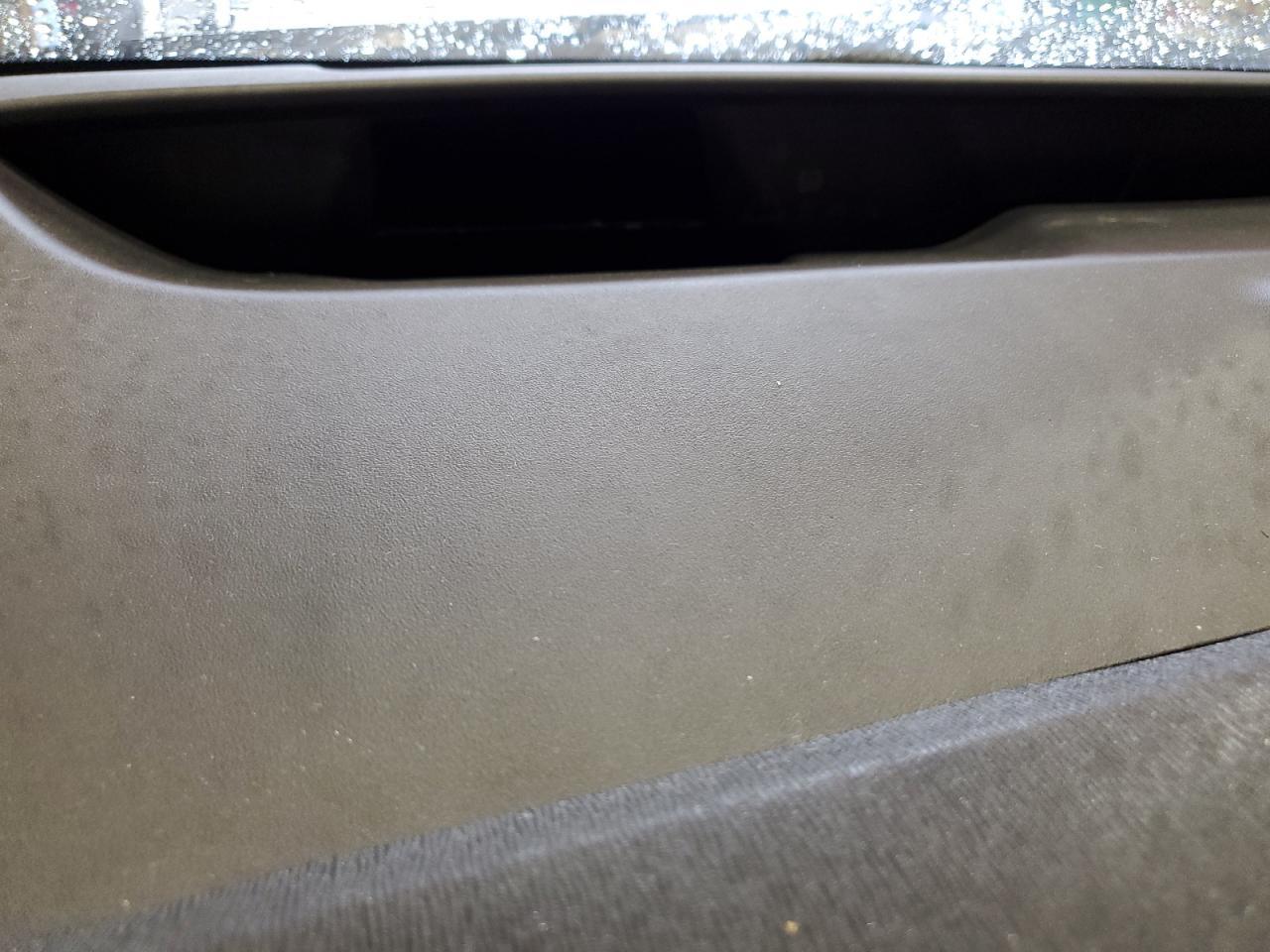 Toyota Prius Image 12