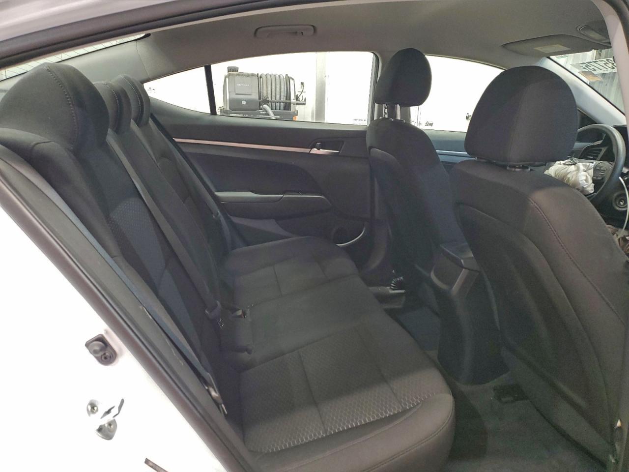 Hyundai ELANTRA Se Image 11