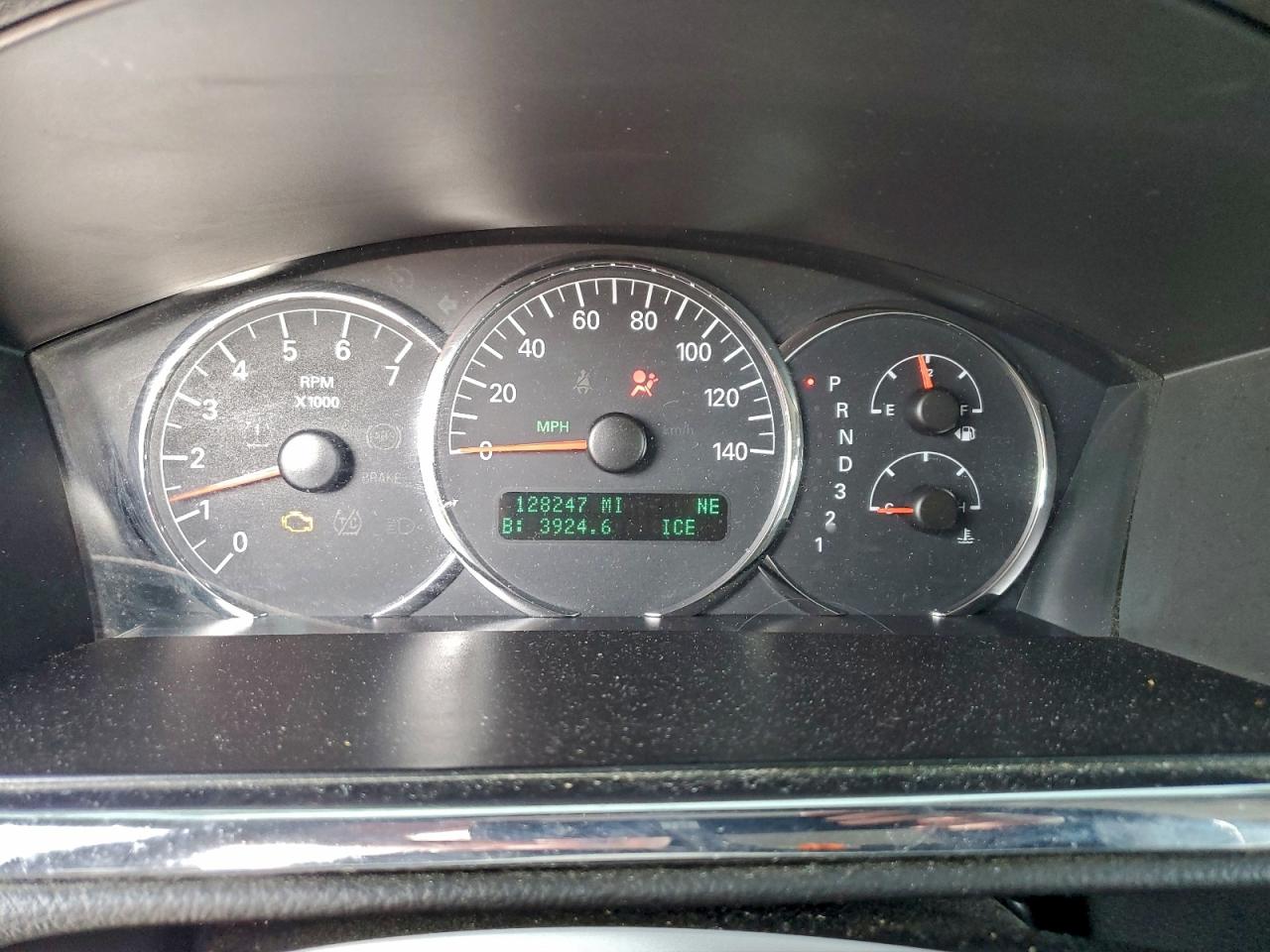 Buick LaCrosse Cxl Image 8