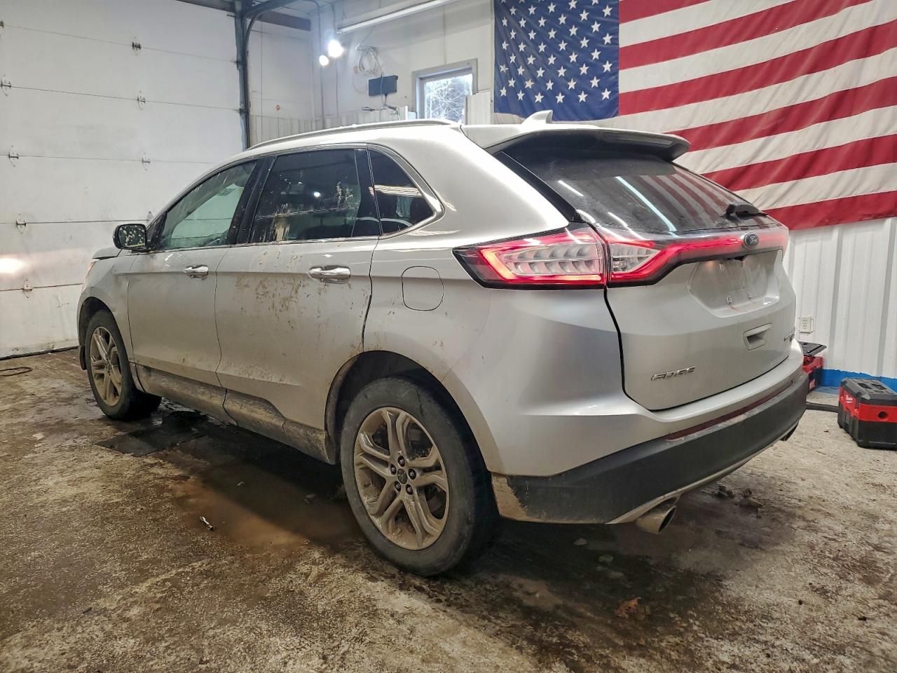 Ford Edge Titanium Image 2