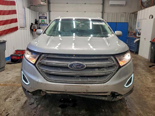Ford Edge Titanium Image 11