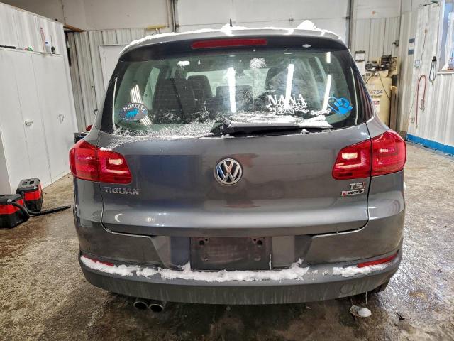 Volkswagen Tiguan S Image 5