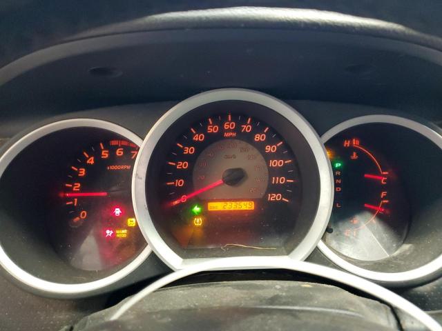 Toyota Tacoma Double Cab Image 11