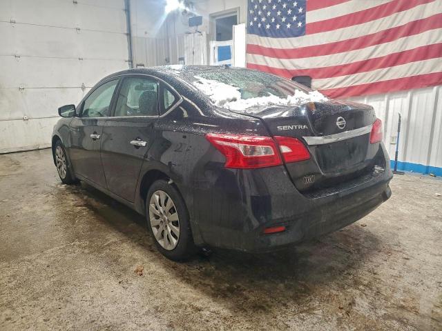 Nissan Sentra S Image 2