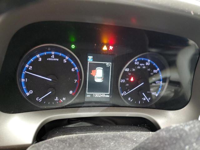 Toyota RAV4 Le Image 8