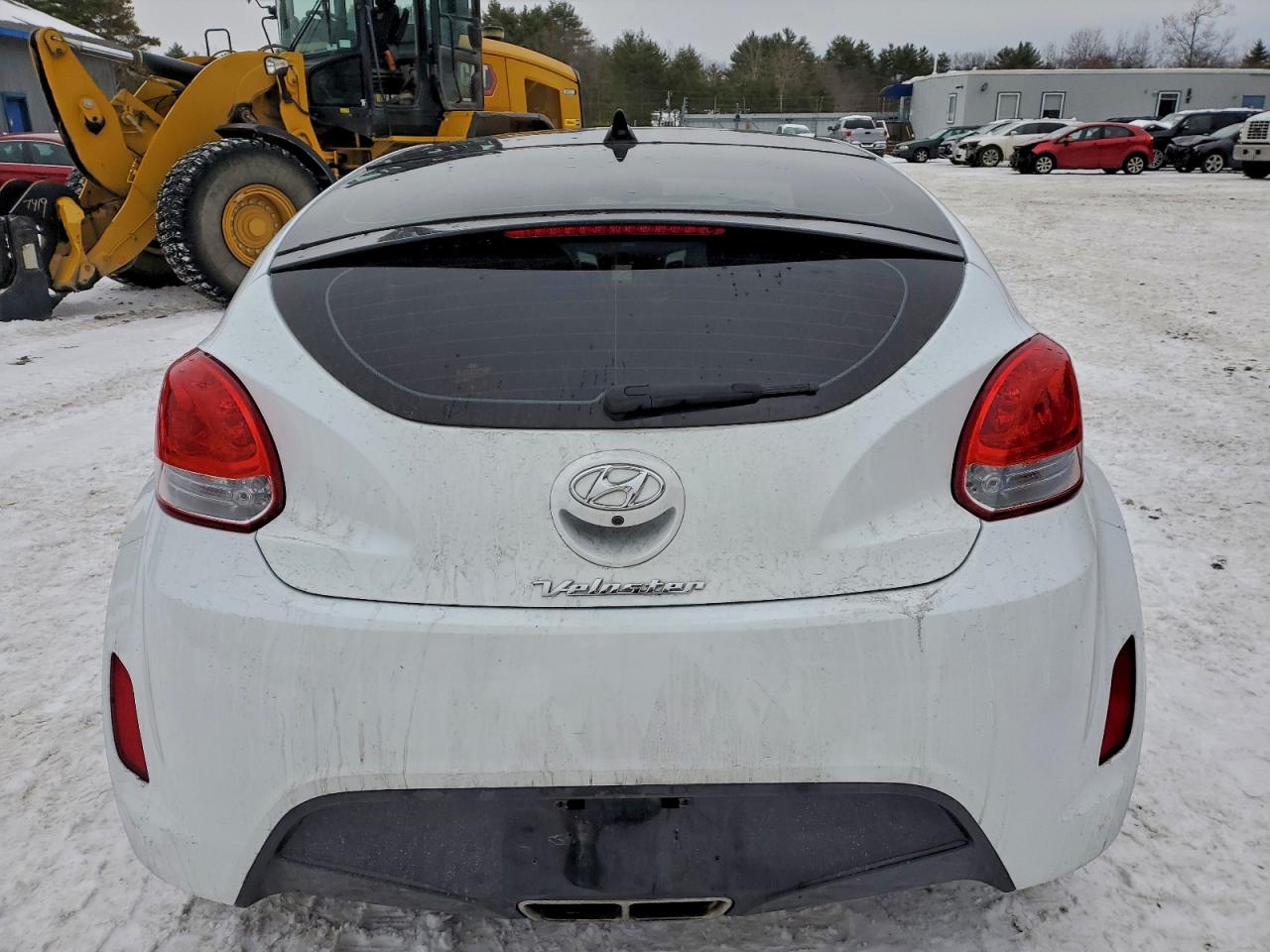 Hyundai VELOSTER Image 6