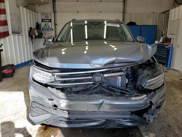 Volkswagen Tiguan S Image 6