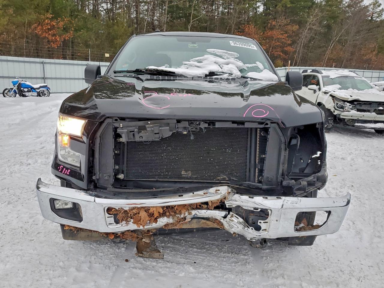 Ford F-150 Supercrew Image 10