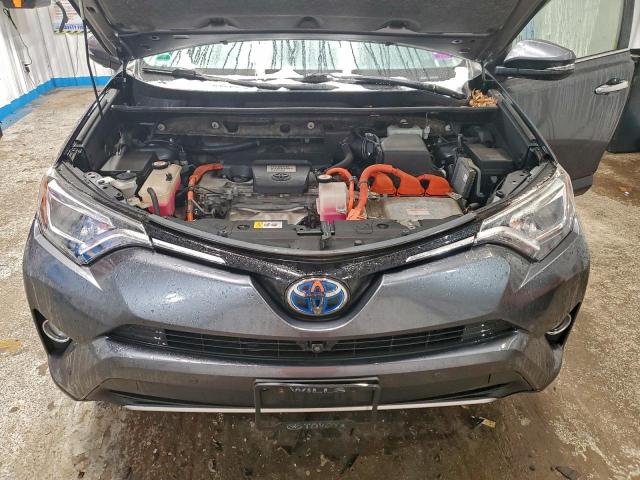 Toyota RAV4 Limited Image 10