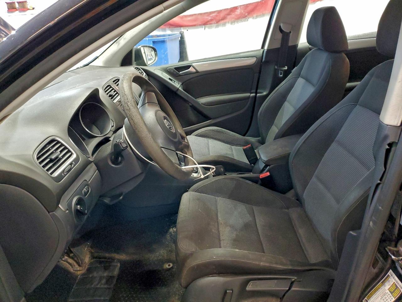 Volkswagen Golf Image 5