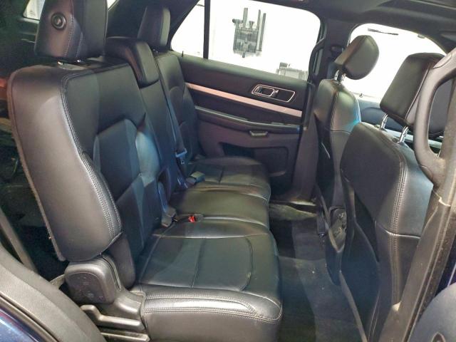 Ford Explorer Xlt Image 4