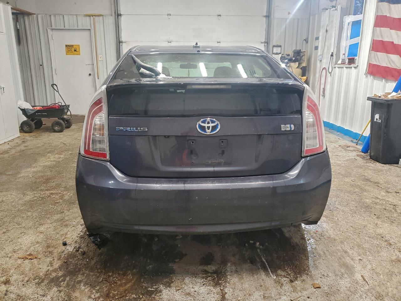 Toyota Prius Image 3