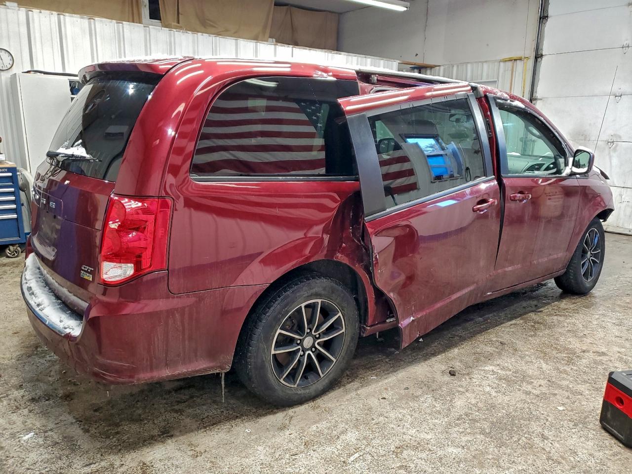 Dodge Caravan Gt Image 11