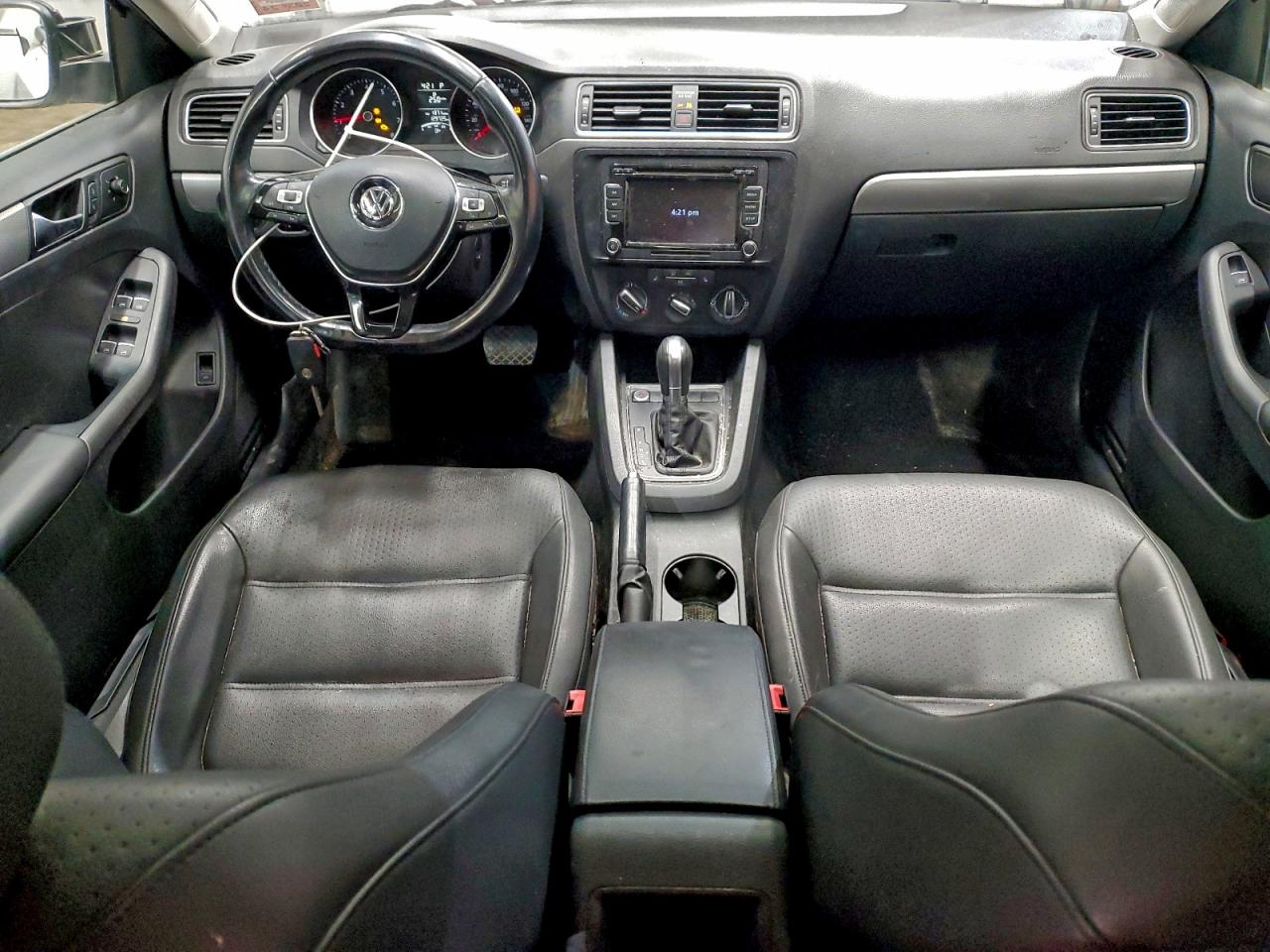 Volkswagen Jetta Se Image 10