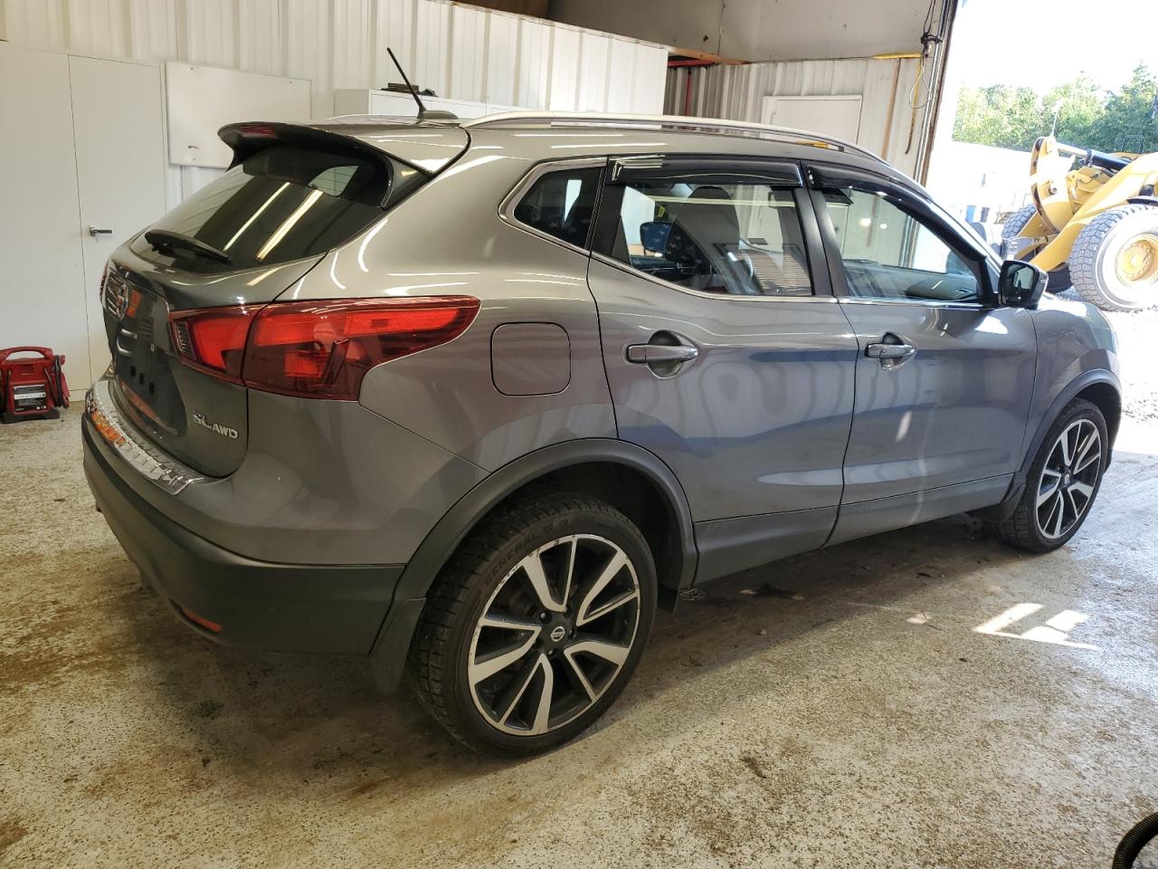 Nissan Rogue S Image 4