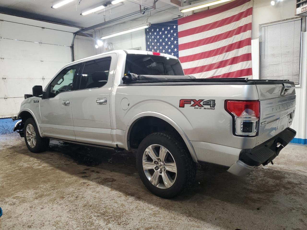Ford F-150 Supercrew Image 2