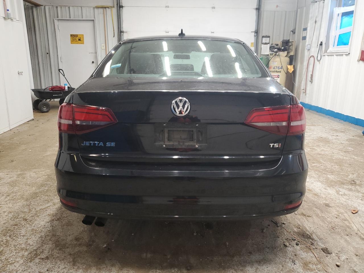 Volkswagen Jetta Se Image 11