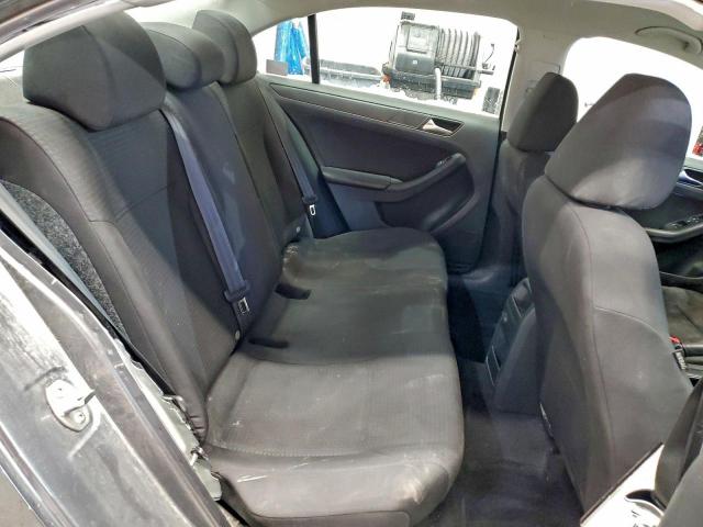 Volkswagen Jetta S Image 8