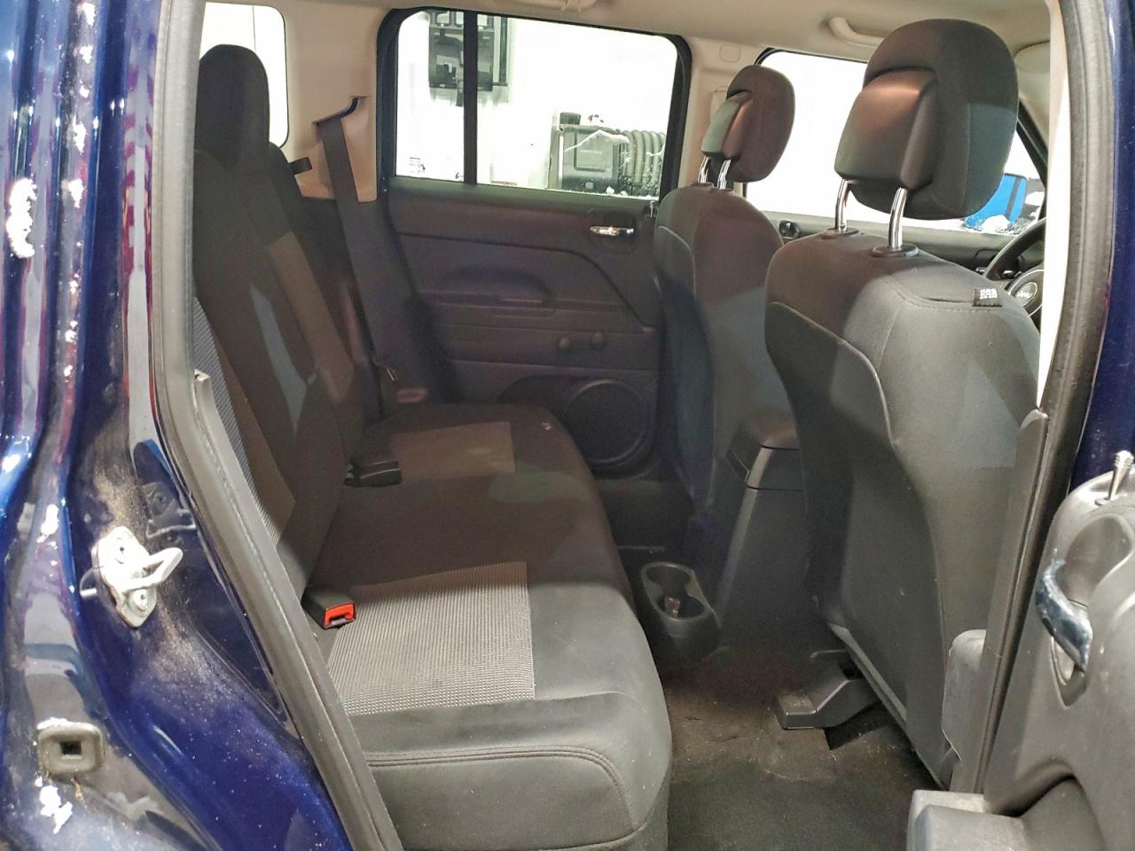 Jeep Patriot Sport Image 10