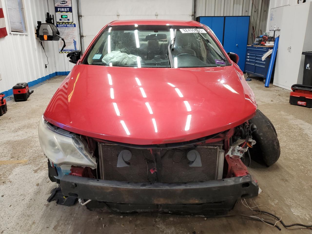 Toyota Camry L Image 3