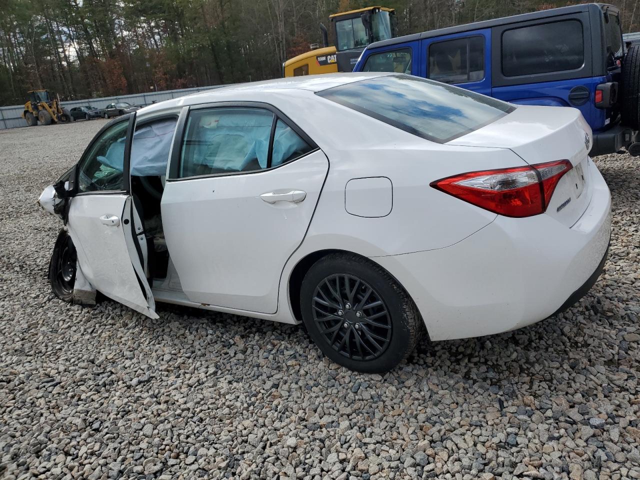 Toyota Corolla L Image 11