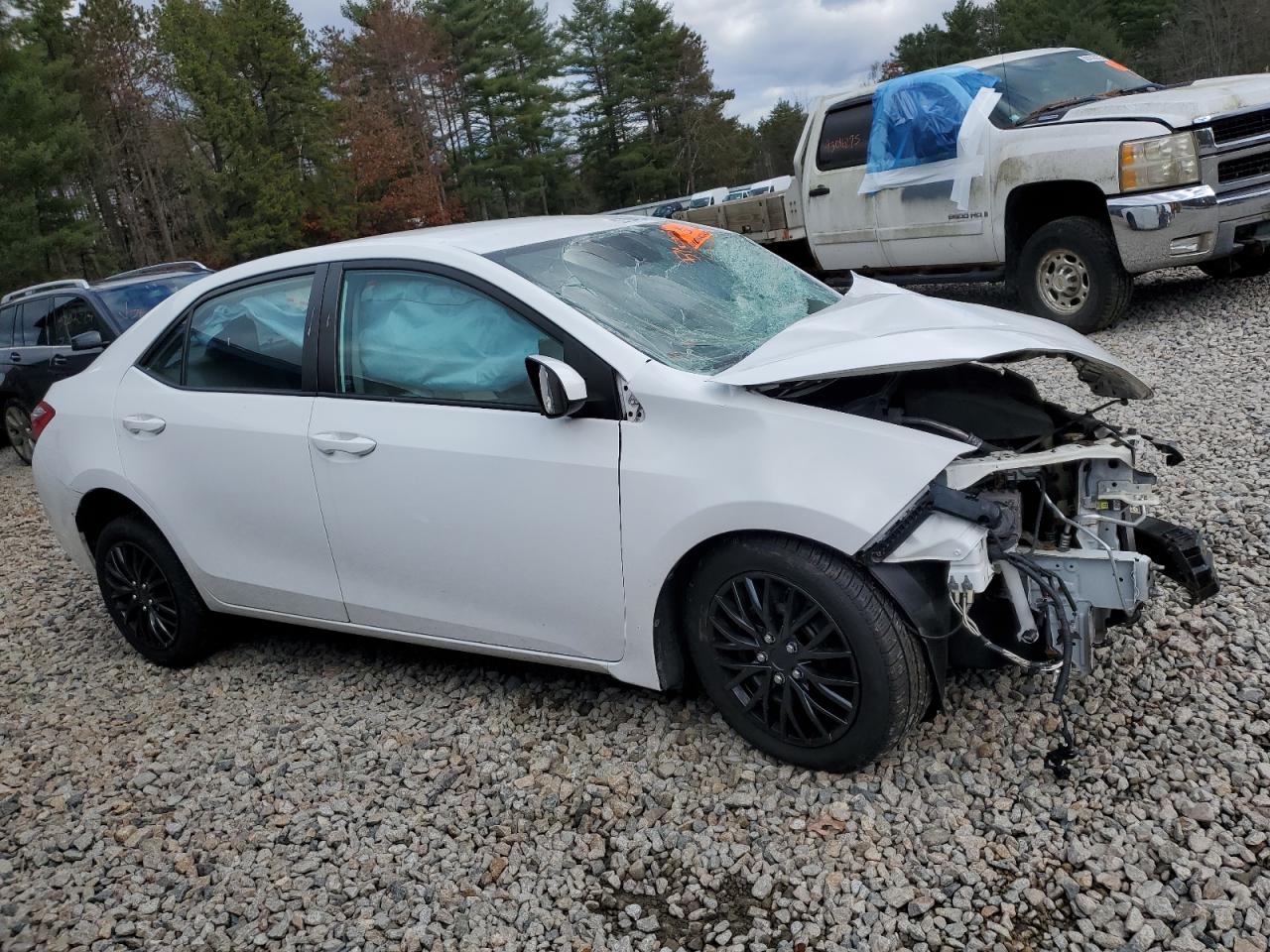 Toyota Corolla L Image 8