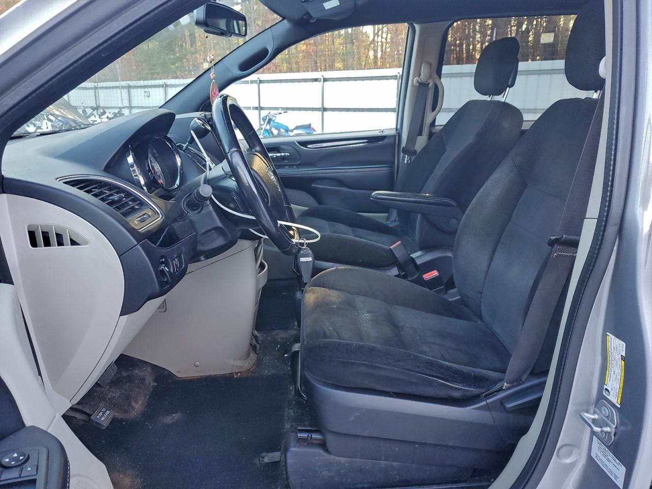 Dodge Caravan Se Image 9