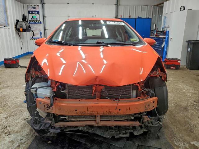 Toyota Prius Image 2