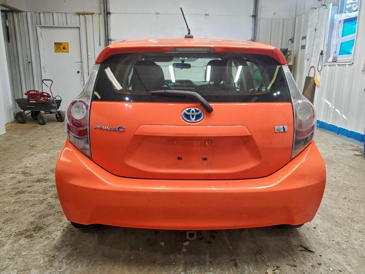 Toyota Prius Image 10