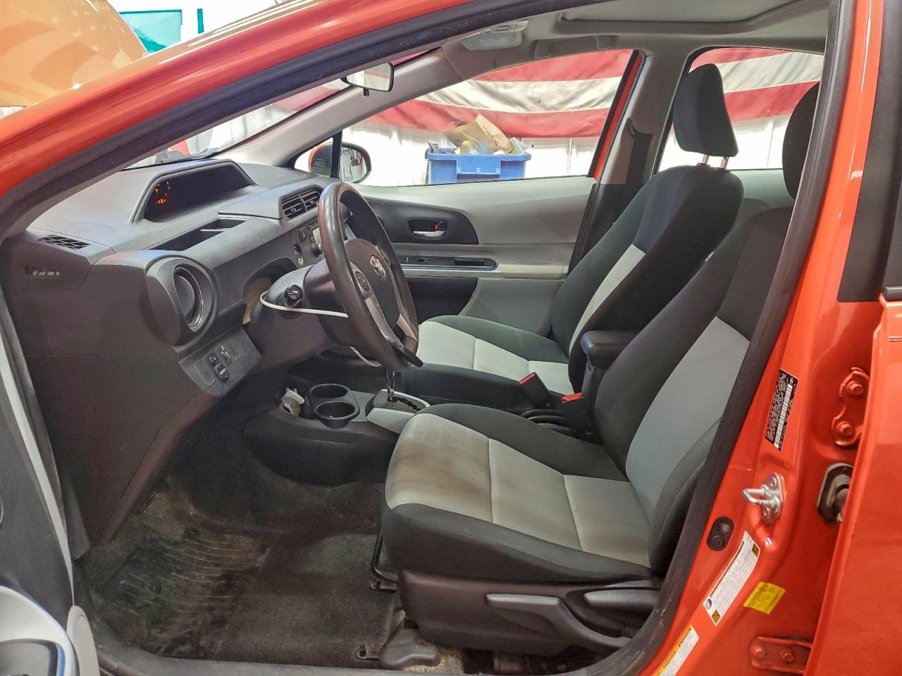 Toyota Prius Image 4