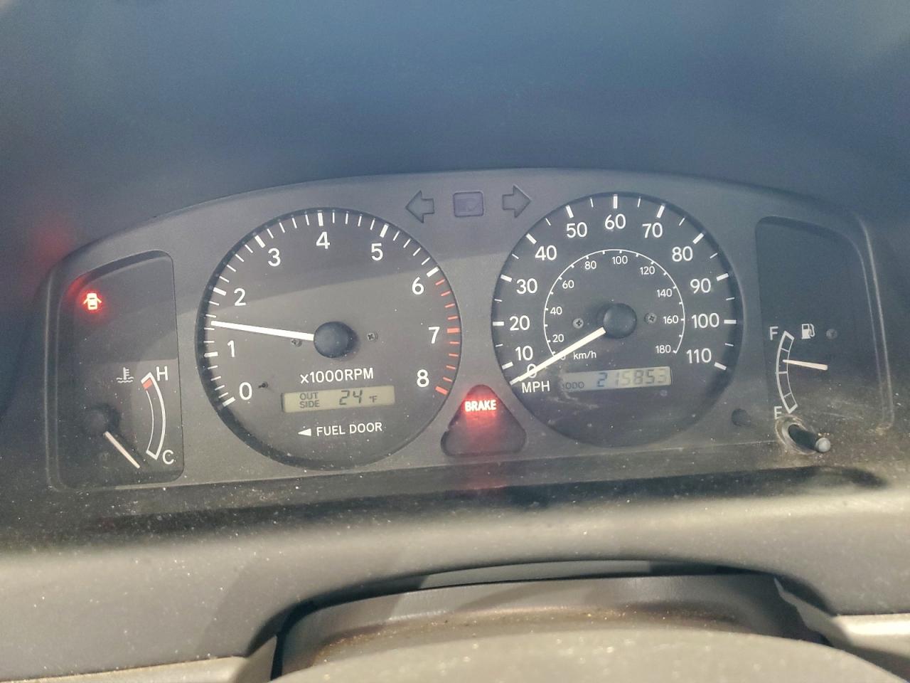 Toyota Corolla Ce Image 5